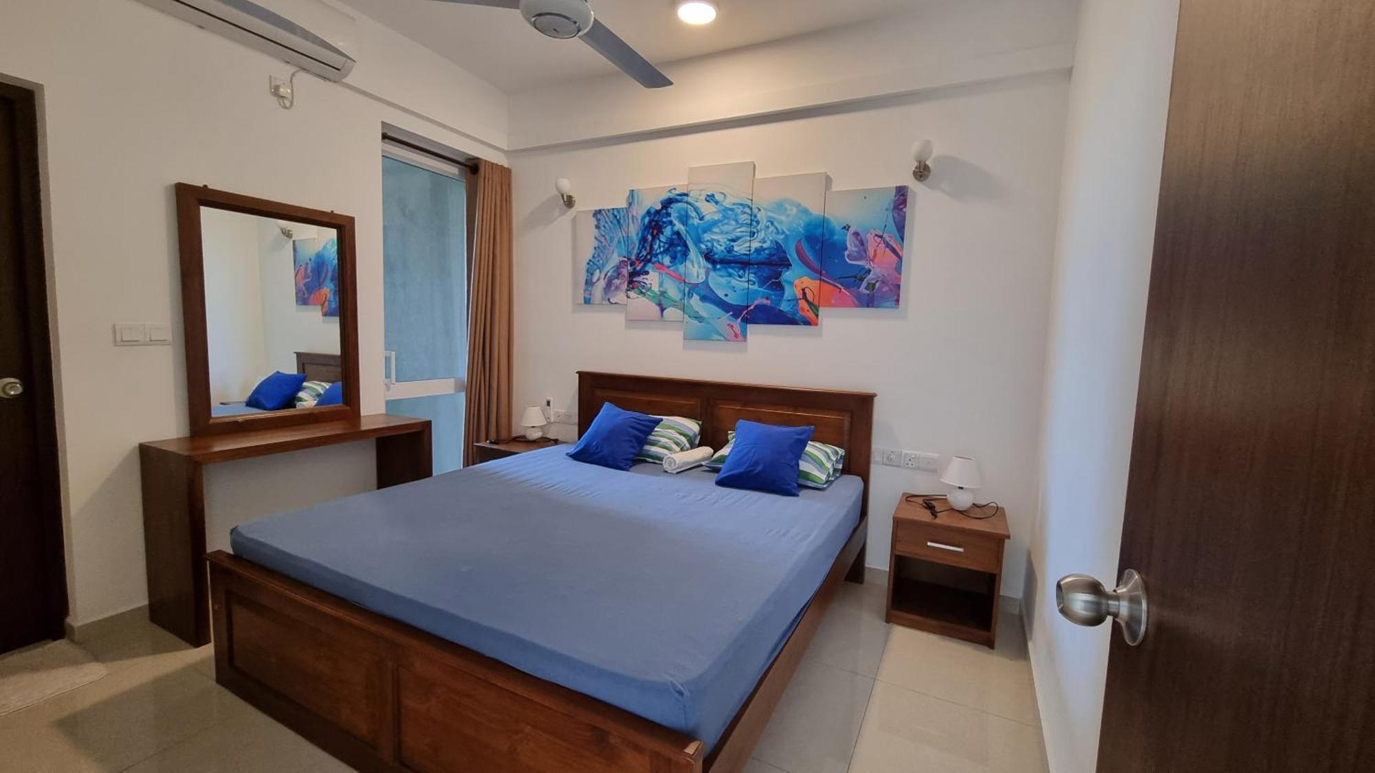 Aqua Vista Apartment Uswetakeiyawa Bagian luar foto